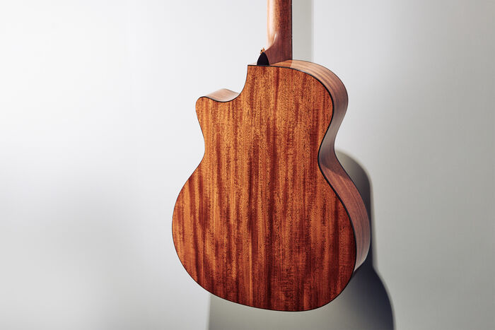 レガシーコレクション | Taylor Guitars